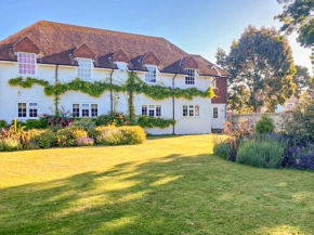 Apartment 9 Barton Manor - Uk40051